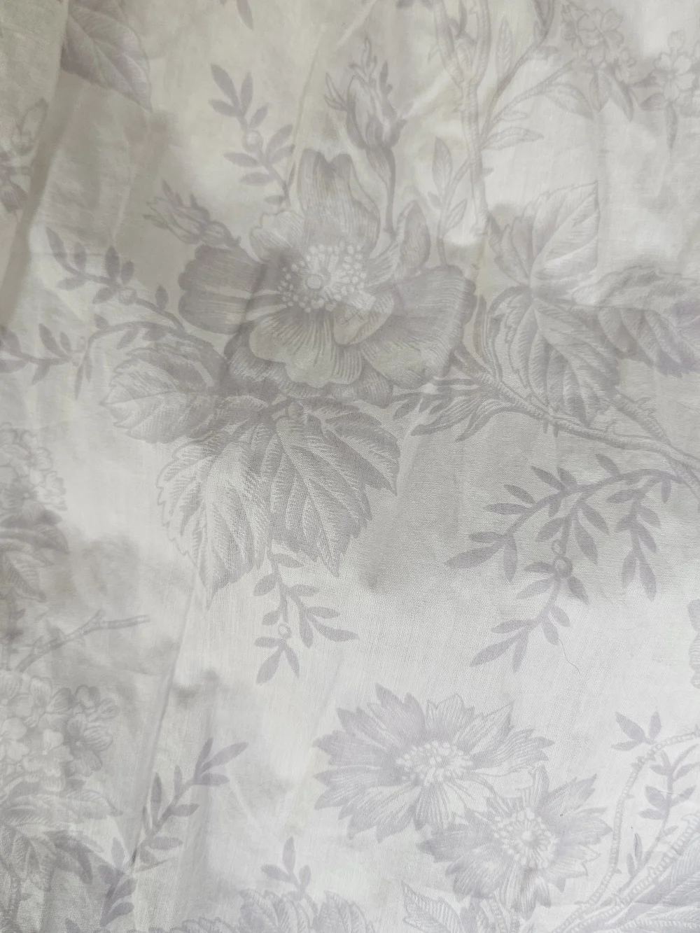 Lovely Cream and Lavender Pintuck Floral Drapery Curtains XL 100x50inches
